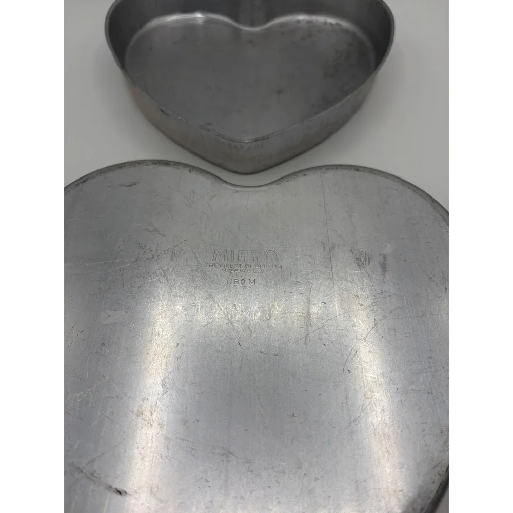 Vintage Mirro Aluminum Heart Shaped Cake Pan Set 1180 M Made in USA 2 Piece